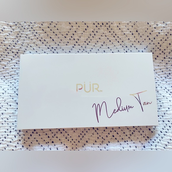 PÜR 4-IN-1 SKIN-PERFECTING POWDER Face Palette MEDIUM TAN - Picture 3 of 4